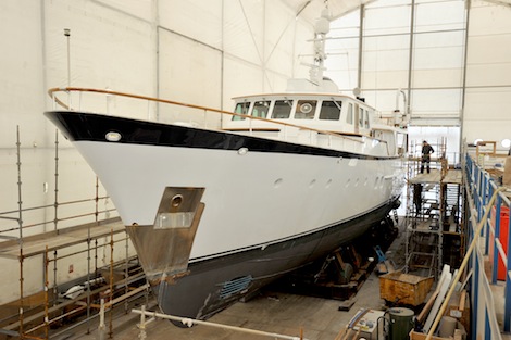 Image for article Refit of ‘Heavenly Daze’ commences at Pendennis